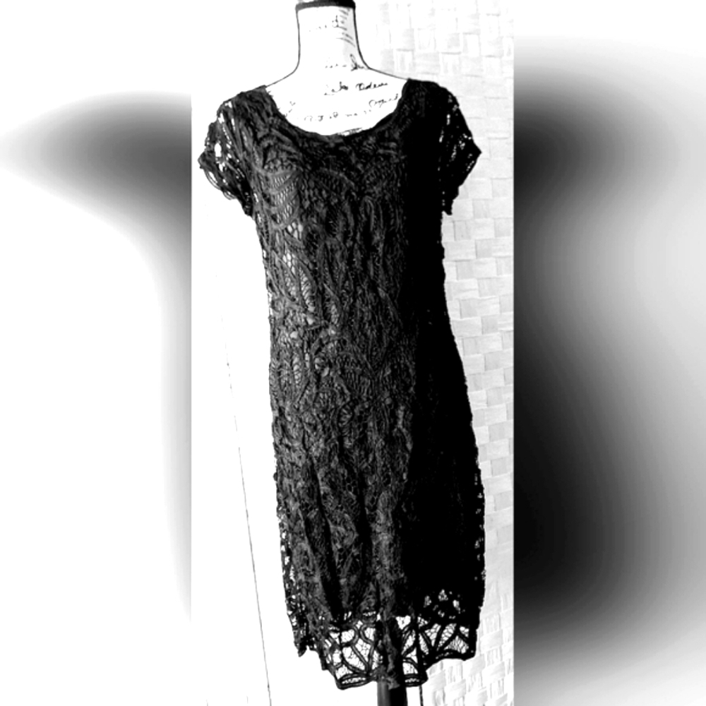 Vintage Carole Little Elegant Black Lace Cocktail Dress